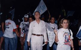 Ariano Suassuna participa de passeata de campanha nas eleições de 1994 (Recife-PE, 1994) / Crédit...