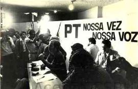 Encontro Nacional de Fundação do PT (São Paulo-SP, 10 fev. 1980) [Colégio Sion] / Crédito: Nair B...