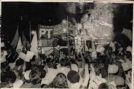 Comício da candidatura “Lula Governador” (PT) nas eleições de 1982 (Local desconhecido, out. 1982...