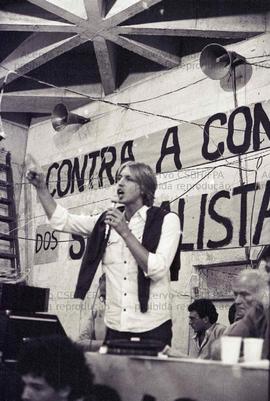 Ato contra a condenação dos sindicalistas do ABC pela LSN (São Paulo-SP, 1982). Crédito: Vera Jursys