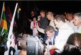Comício da candidatura &quot;Lula Presidente&quot; (PT) nas eleições de 2002 (São Paulo, 2002) / ...
