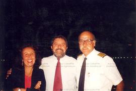 Passagem de Lula, candidato à Presidente pelo PT, em aeroporto nas eleições de 1994 (Brasília-DF,...