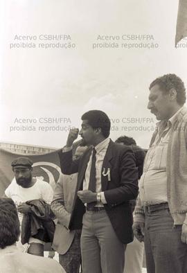 Ato dos deputados do PCdoB contra o arrocho salarial (Brasília-DF, data desconhecida). Crédito: V...