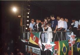 Comício da candidatura &quot;Lula Presidente&quot; (PT) nas eleições de 2002 (Rio Grande do Sul, ...