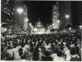 Comício da Candelária (Rio de Janeiro-RJ, 10 abr. 1984). / Crédito: Mario de Freitas