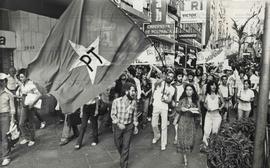 Ato em apoio ao Sindicato Solidarnosc (Polônia) ([Porto Alegre-RS?], [1981?]). / Crédito: Autoria...