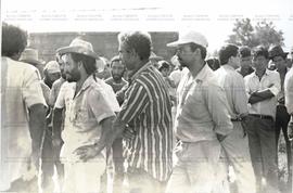 Acampamento de trabalhadores sem terra brasiguaios (Amambai-MS, 24 mai./30 jun. 1992).  / Crédito...