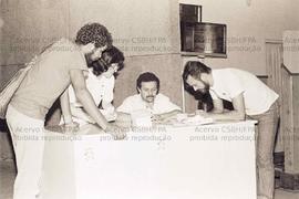 Apuração das eleições para o Sindicato dos Metalúrgicos (Santo André-SP, 09 mar. 1983). Crédito: ...