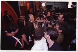 Debate entre candidatos a governador na Rede Bandeirantes de Televisão (São Paulo-SP, 2002) / Crédito: Cesar Hideiti Ogata