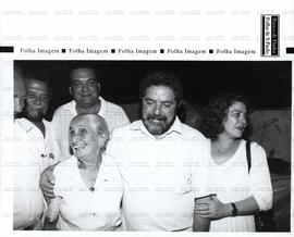 Caminhada da campanha Lula presidente nas comemorações do Dia 2 de Julho nas eleições de 1994 (Salvador-BA, 2 jul. 1994). / Crédito: Hélcio Nagamine/Folha Imagem.