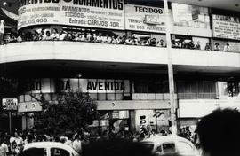 [Manifestação na praça 7 de Setembro pela Anistia e arrecadação de fundos para libertação de Fláv...