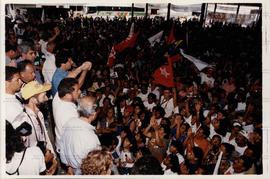 Caravana da Cidadania em roteiro da Caravana do Vale do Rio São Francisco (Bom Jesus da Lapa-BA, jul. 1994). / Crédito: Clóvis Ferreira.
