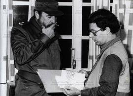 Encontro entre Fidel Castro e Frei Betto (Local desconhecido, data desconhecida). / Crédito: Auto...