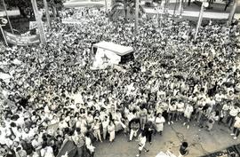 Visita da candidatura “Lula Presidente” nas eleições de 1989 (Recife-PE, 22 mar. 1989). / Crédito...