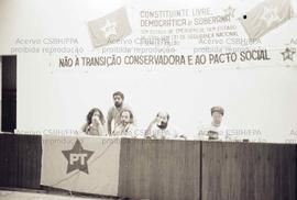 Encontro Nacional Extraordinário do PT (Diadema-SP, 12-13 jan. 1985). Crédito: Vera Jursys