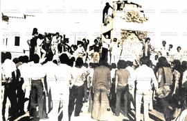 Passeata dos trabalhadores da construção civil (Belo Horizonte-MG, 31 jul. 1979). / Crédito: Autoria desconhecida.