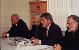 Reunião da candidatura “Lula Presidente” (PT) com a Associassão Brasileira de organizações não-governamentais (ABONG) (São Paulo-SP, 05 jul 2002) / Crédito: Olivio Lamas