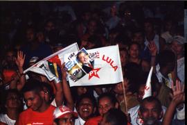 Comício da candidatura &quot;Lula Presidente&quot; (PT) nas eleições de 2002 (Amazonas, 2002) / Crédito: Autoria desconhecida