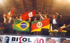 Comício da candidatura “Lula Presidente” (PT) nas eleições de 1998 (Rio Grande do Sul, 1998). / C...