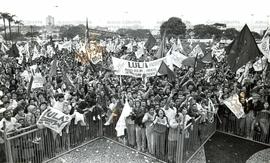 Comício da candidatura “Lula Presidente” (PT) nas eleições de 1989 (São Bernardo do Campo-SP, 03 nov. 1989). / Crédito: Cibele Aragão