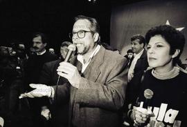 Festa “Estados Gerais da Cultura” em apoio à candidatura “Lula Presidente” (PT), na Av. Paulista, nas eleições de 1994 (Local desconhecido, 05 ago. 1994). Crédito: Vera Jursys