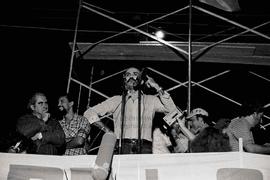 Comício da candidatura “Lula governador” (PT) em [Santo Amaro?] nas eleições de 1982 (São Paulo-SP, 1982). Crédito: Vera Jursys