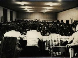Assembleia dos Professores de São Paulo no Colégio Santa Inêz (São Paulo-SP, [23 ago. 1978?]). / Crédito: Eliana Assumpção.