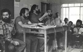 Evento não identificado com a participação de Lula [Reunião?] (Local desconhecido, 1983). / Crédi...