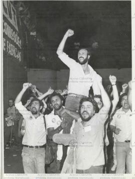 Eleições do Sindicato dos metalurgicos de São Paulo (São Paulo-SP, [1984?]). / Crédito: Autoria desconhecida.