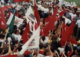 Caravana da Cidadania com candidaturas do PT nas eleições de 1994 (Novo Barreiro-RS, 1994). / Cré...