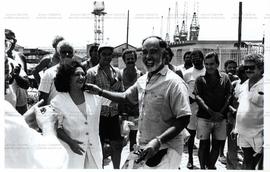 Greve dos portuários em solidariedade aos trabalhadores demitidos pela Codesp (Santos-SP, [28 fev.] 1991). / Crédito: Autoria desconhecida/Assessoria de Comunicação da Prefeitura de Santos.