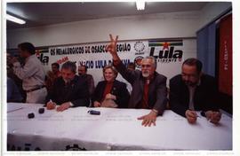 Ato de apoio à candidatura &quot;Lula Presidente&quot; (PT) no Sindicato dos Metalúrgicos de Osas...