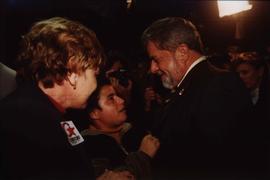 Atividade da candidatura &quot;Lula Presidente&quot; (PT) nas eleições de 2002 (São Paulo, 2002) / Crédito: Autoria desconhecida