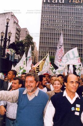 Passeata e comício no centro promovidos pela candidatura “Lula Presidente” (PT) nas eleições de 1...