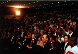 Lançamento do programa de governo na candidatura &quot;Lula Presidente&quot; (PT) nas eleições de 2002 ([São Paulo-SP?], 2002) / Crédito: Autoria desconhecida