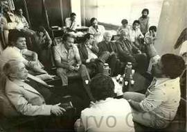 Evento não identificado [encontro de Lula com militantes do PCB] (Local desconhecido, 1979) / Crédito: João Bittar/Angular
