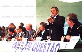 Atividade da candidatura &quot;Lula Presidente&quot; (PT) nas eleições de 2002 (Rio de Janeiro-RJ, 2002) / Crédito: Autoria desconhecida