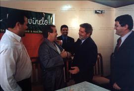 Visita da dandidatura “Lula Presidente” (PT) à Prefeitura de Maringá nas eleições de 2002 (Maringá-PR, 2002) / Crédito: Olivio Lamas