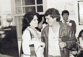 Festa da campanha Estadual do PT nas eleições de 1986 (Local desconhecido, 16 mai. 1986). Crédito...