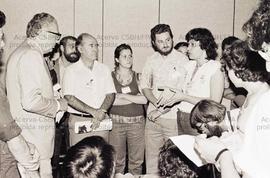 Reunião da Comissão Pró-CUT com Mario Amatto, presidente da Fiesp (Local desconhecido, 1981). Crédito: Vera Jursys