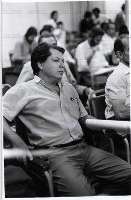 Herb A. S. [Ciarlini?], vice-prefeito de Americana  - Encontro de prefeitos do PT (Local desconhecido, 1988). / Crédito: Anselmo Picardi.