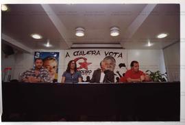 Lançamento do Programa de Governo para a Juventude da candidatura &quot;Genoino Governador&quot; (PT), na sede do Diretório Nacional do PT, nas eleições de 2002 ([São Paulo-SP], [28 ago] 2002) / Crédito: Cesar Hideiti Ogata