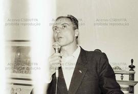 Manifestação de apoio da candidatura “Suplicy prefeito” (PT)  à greve dos servidores nas eleições de 1985 (São Paulo-SP, 1985). Crédito: Vera Jursys