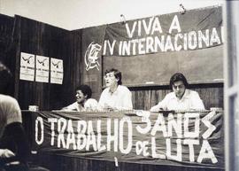 Atos em comemoração aos 3 anos do jornal O Trabalho (Local desconhecido, 1981). Crédito: Vera Jursys