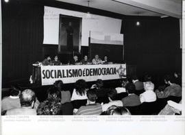 Debate sobre a China, realizado na Faculdade de Direito da USP (São Paulo-SP, 14 jun. 1989). / Crédito: Sônia Pinheiro.