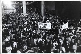 Festa da vitória da candidatura “Erundina Prefeita” (PT), realizada na Avenida Paulista nas eleiç...