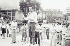 Assembleia dos servidores da Cetesb (São Paulo0SP, 20 nov. 1990). Crédito: Vera Jursys