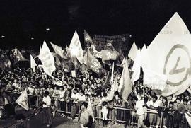 Comício de lançamento da candidatura “Lula Presidente” (PT) nas eleições de 1989 (São Bernardo do Campo-SP, 1989). Crédito: Vera Jursys
