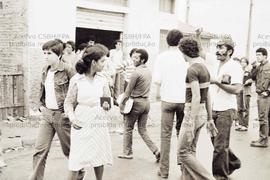 Campanha de filiação ao PT no bairro Jardim Brasil (São Paulo-SP, 1981). Crédito: Vera Jursys