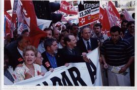 Ato da candidatura &quot;Marta Prefeita&quot; (PT) nas eleições de 2000 (São Paulo-SP, 2000). / Crédito: Autoria desconhecida